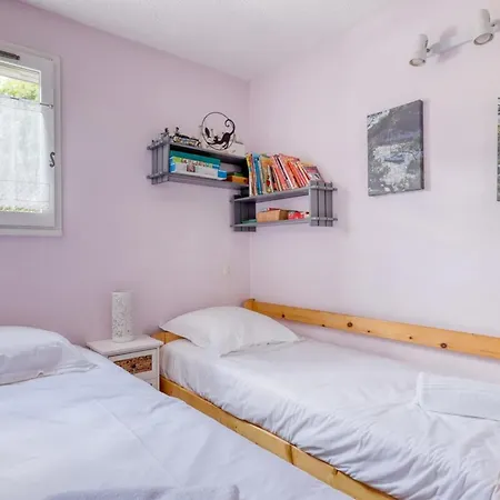 Exceptional View In Saint-clair For 4 People Apartment